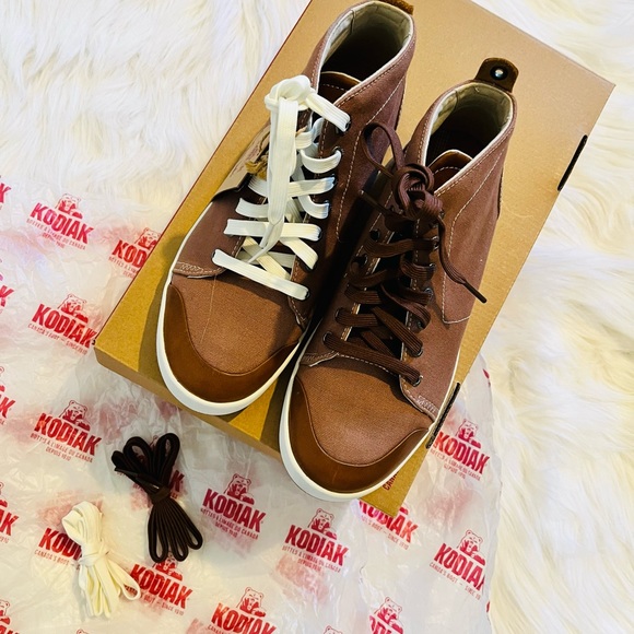 Women’s Kodiak Georgian Mid-Cut Sneaker Cashew- 8.5 US - Picture 2 of 7